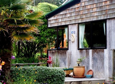 Manuka Lodge B & B Picture Manuka Lodge B & B Picture