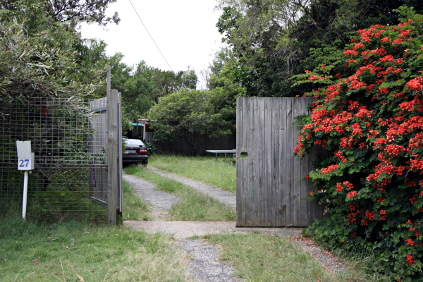 Classic Beach Shack Picture 3