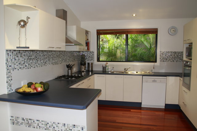 BAYWOOD CHASE Picture 2