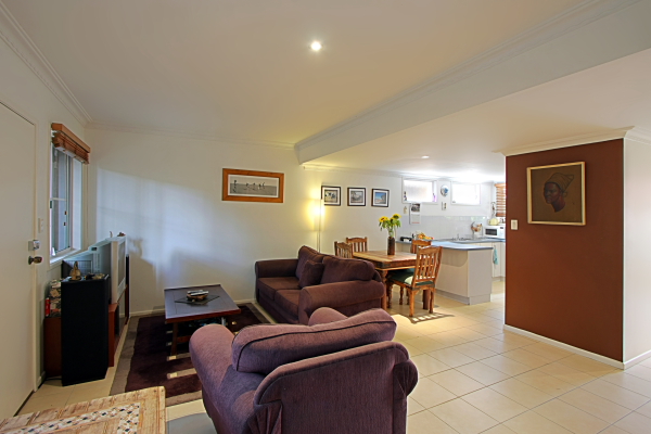 SUNRISE BEACH Picture 2