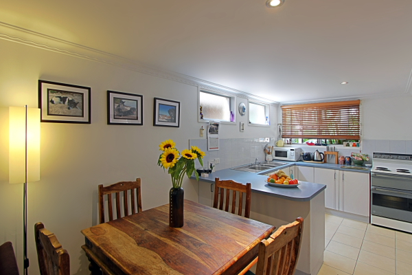 SUNRISE BEACH Picture 3