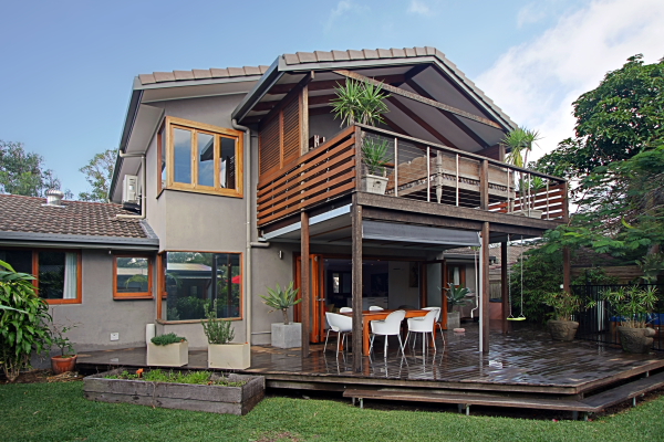 ARMSTRONG STREET Picture 1