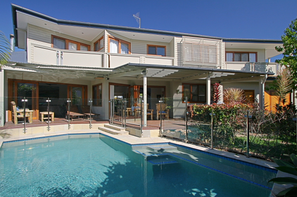 Beachside Suffolk Park Picture 1