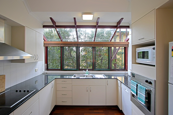 AUCTION 11:30AM 28TH NOVEMBER Picture 3