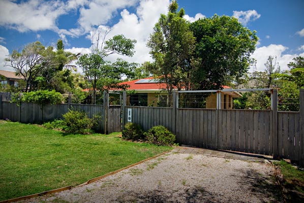 Beachside Suffolk Park Picture 3