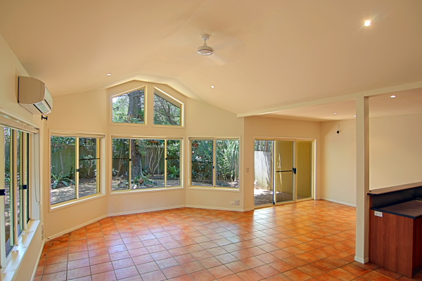 Beachside Suffolk Park Picture 2