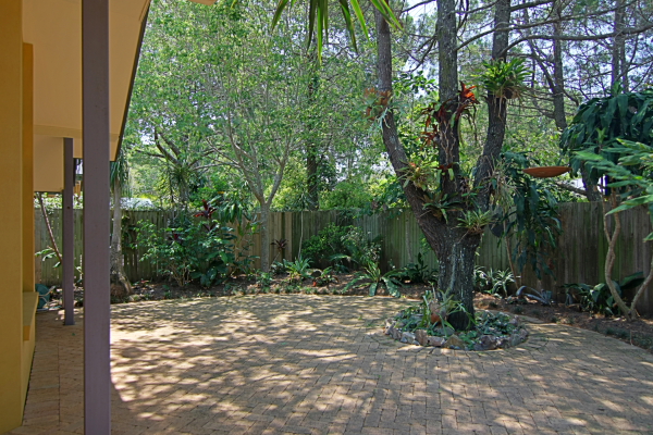 Beachside Suffolk Park Picture 3