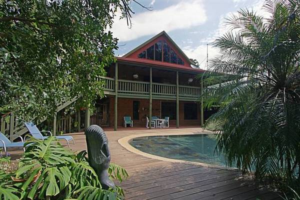 Majestic Rural Home "Benbullen" - Byron Bay Hinterland Picture 1