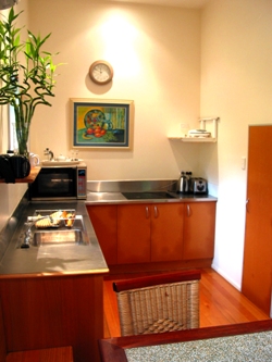 2B Manfred Street, BYRON BAY Picture 2