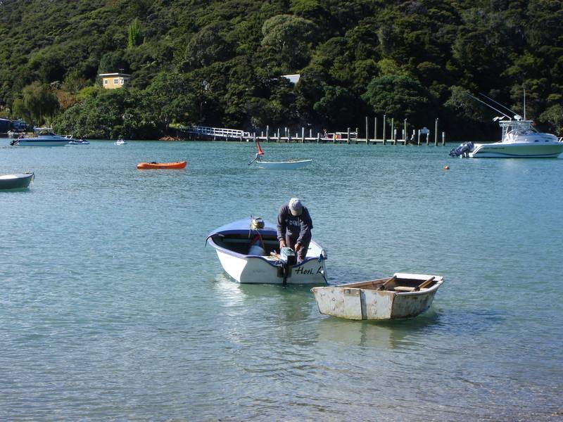 Absolute Waterfront Headland Picture 2