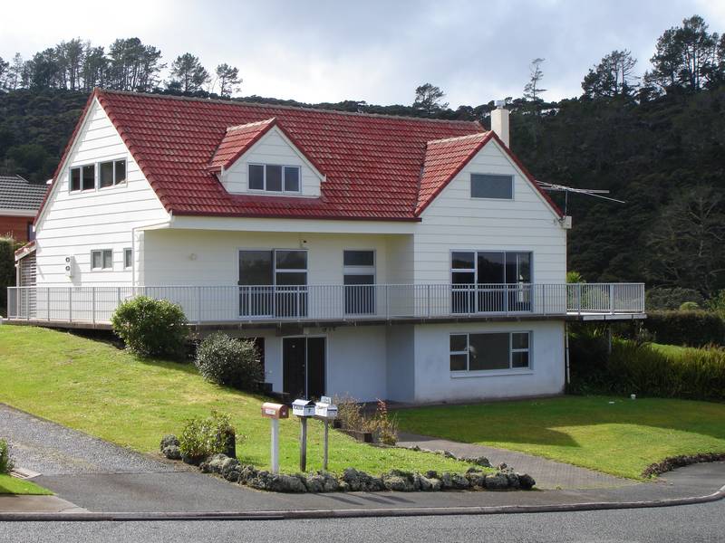 Substantial Home, Substantial Views Okiato Russell Bay of Islands Picture 1