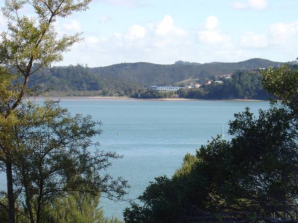 Elevated entensive seaviews across Te Wahapu Bay to the Veronica Channel Picture 1