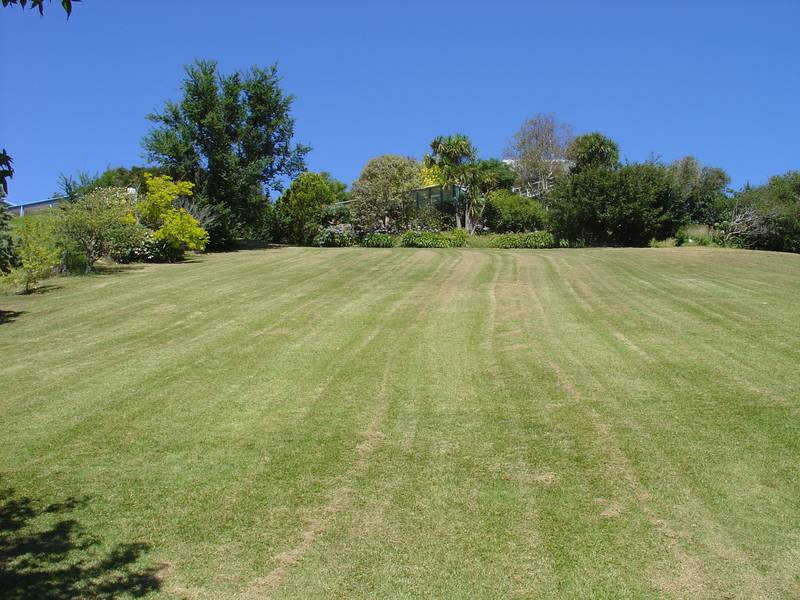 TWO
PRIME SITES -
Lot 4 $400,000
Lot 3 $350,000 Picture 1