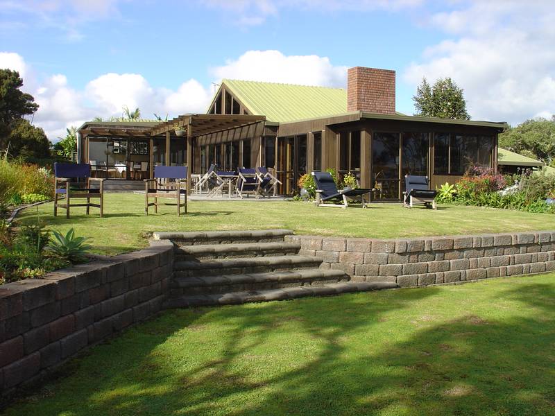 WATERFRONT OASIS - UNIQUE COMPLEX - FRONT UNIT Picture 3