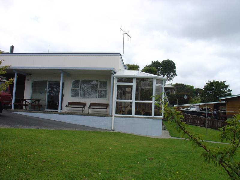 FIRST TIME ON MARKET - PRIME POSITION Picture 2