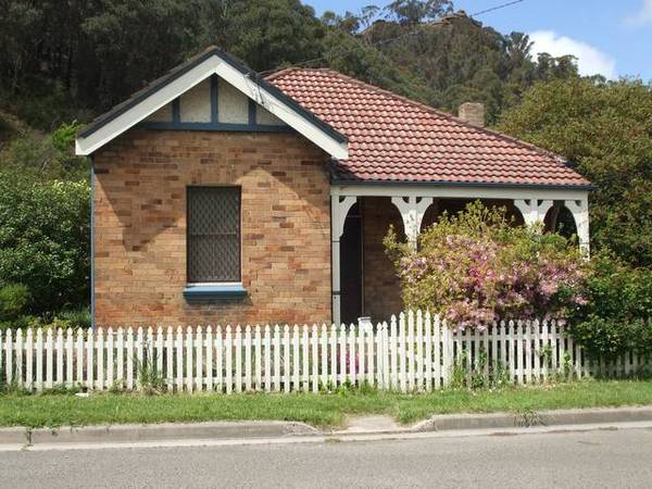 IT ALL STARTS HERE Picture 1