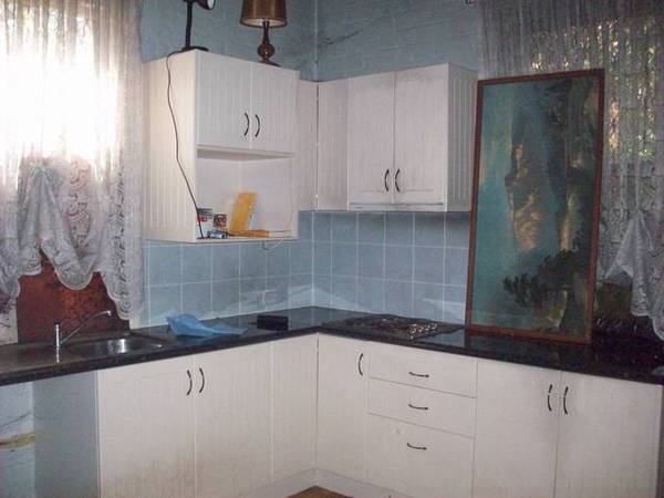 IT ALL STARTS HERE Picture 2