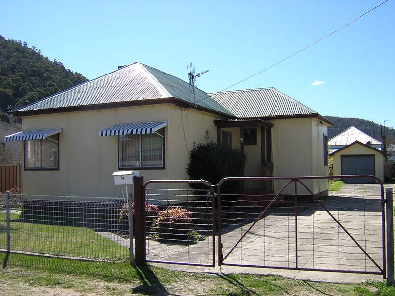 Neat & Tidy Picture 1