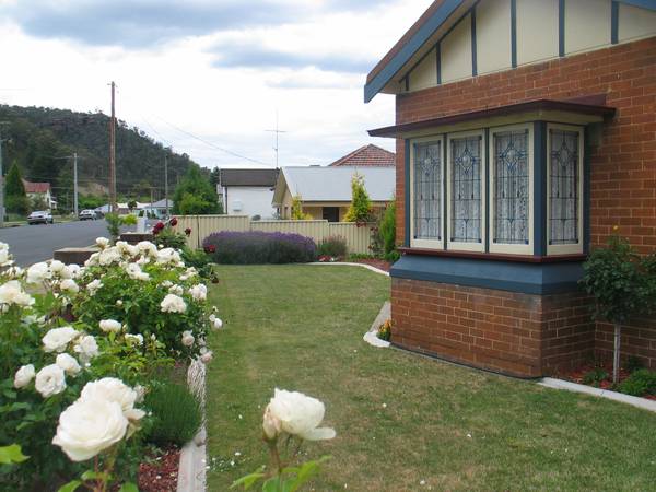 THE COMPLETE PACKAGE Picture 2