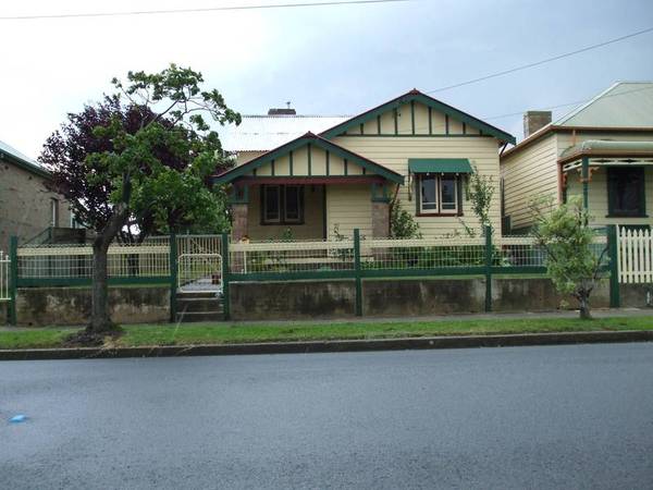 FOR THE DISCERNING TENANT Picture 1