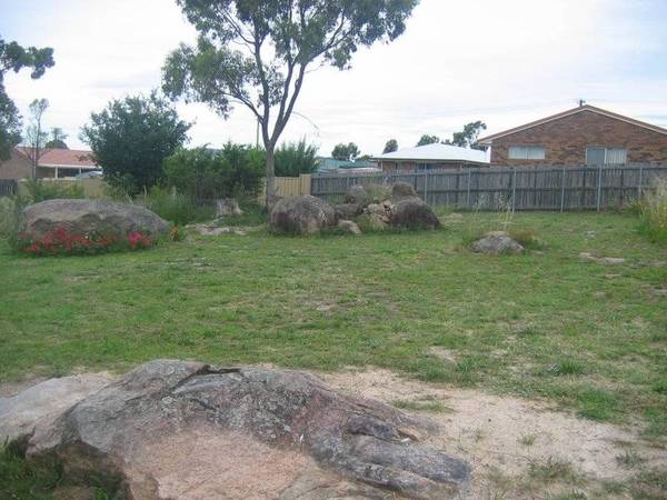 4 BEDROOM HOME WITH ENSUITE Picture 2