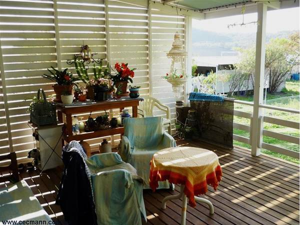 A GOLDEN OLDIE Picture