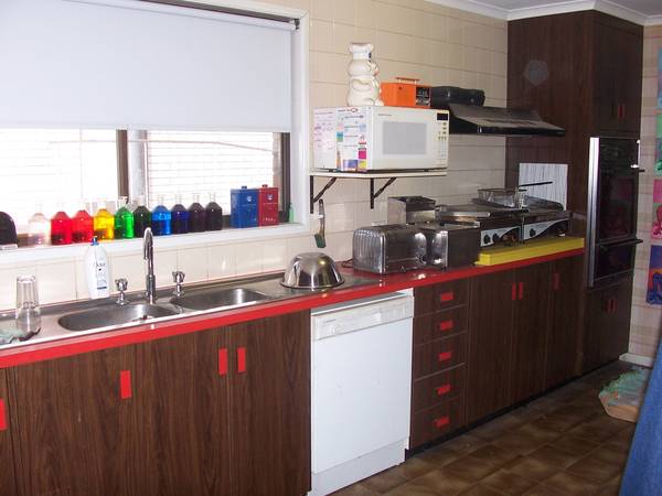 LARGE 4 BEDROOM BRICK HOME Picture LARGE 4 BEDROOM BRICK HOME Picture