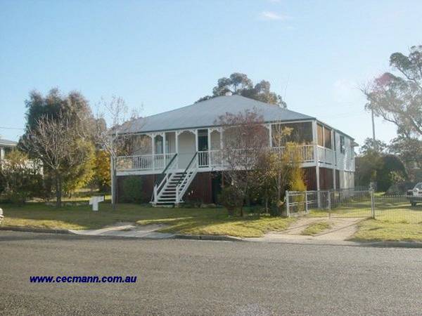 Classic Queensland Charm Picture Classic Queensland Charm Picture