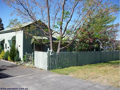 OPEN FOR ADMIRATION Picture