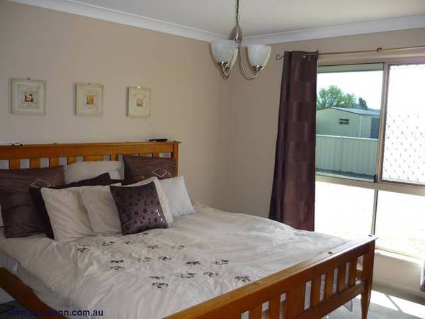 QUALITY FAMILY HOME Picture 3