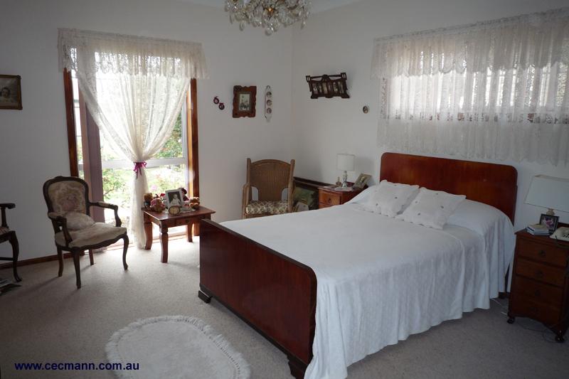 BUILT FOR COMFORT Picture 2