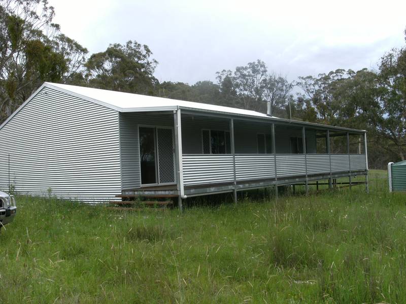 COUNTRY CHARM Picture 1