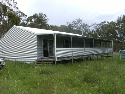 COUNTRY CHARM Picture