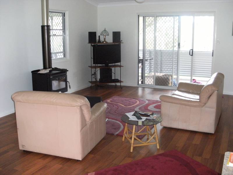 COUNTRY CHARM Picture 3