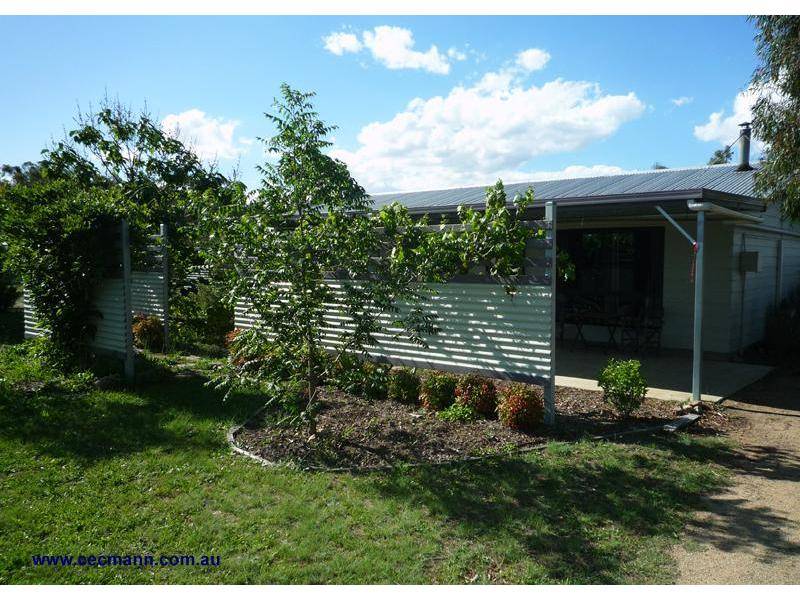 COUNTRY CHARM Picture 1