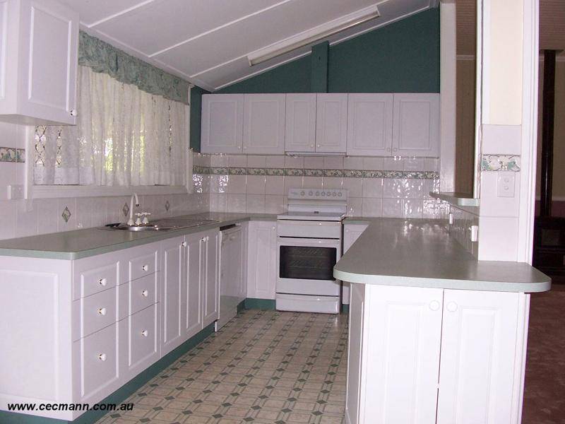 A Picture Property on 5 Acres! Picture 2