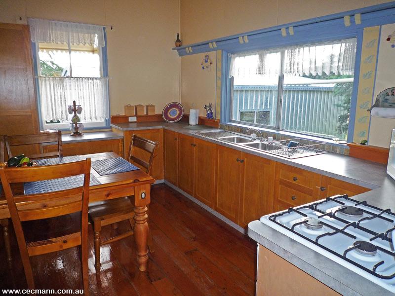 TIMELESS APPEAL - LASTING QUALITY Picture 2