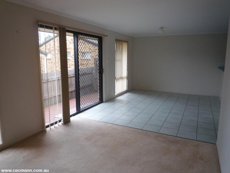 Easy to Live In, Easy to Let Out Picture 3