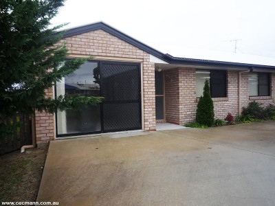 Easy to Live In, Easy to Let Out Picture