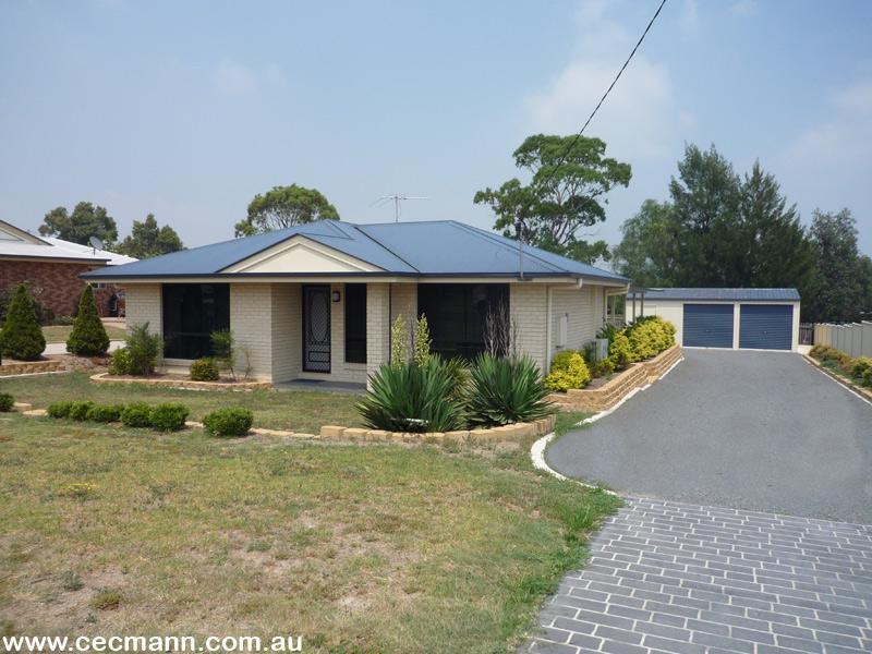 EASY STYLE FOR EASY LIVING Picture 1