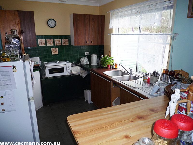 HOUSE OF POSSIBILITIES? Picture 2