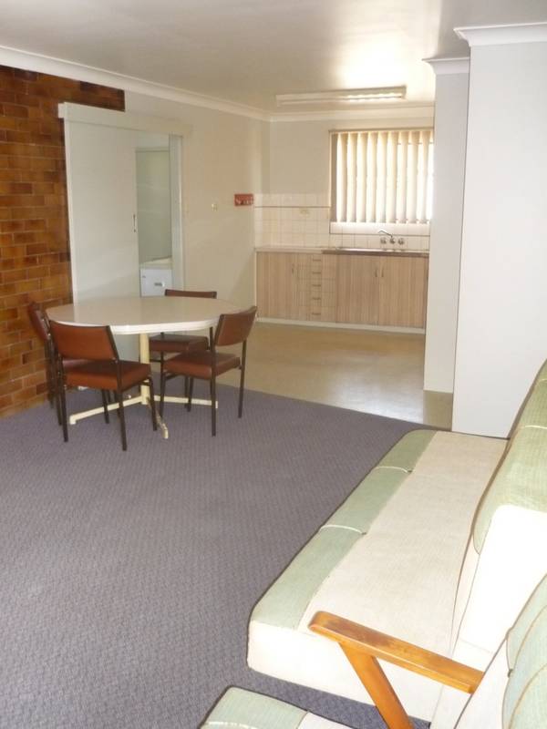 TWO BEDROOM UNIT Picture 2