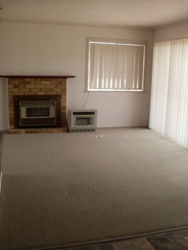 Just Minutes From The Heart Of The Town Picture 2