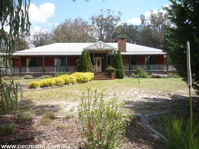 STEP INSIDE AND DISCOVER Picture