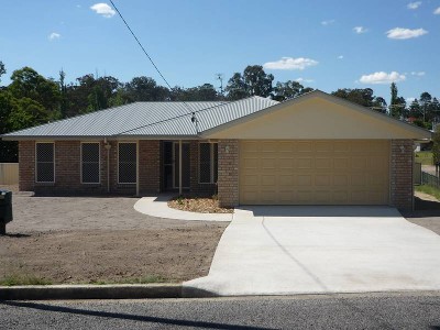 STUNNING BRAND NEW HOME Picture