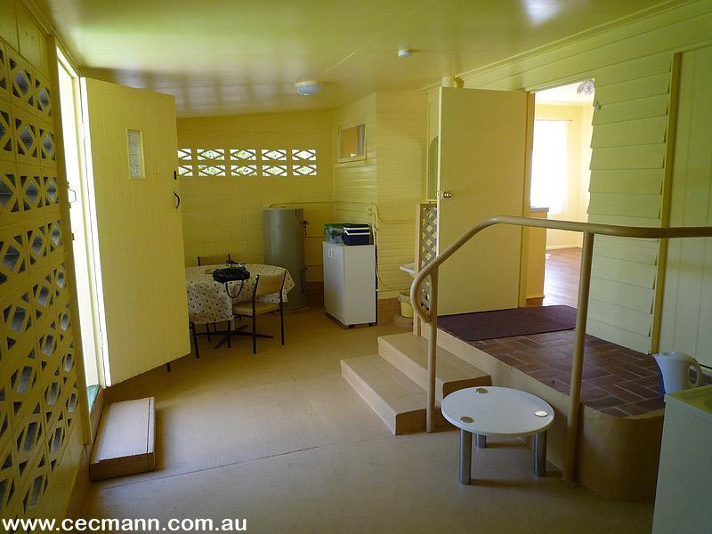 RECENTLY RENOVATED GEM Picture 3