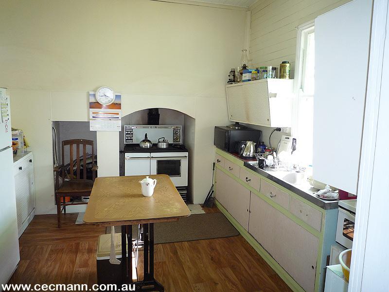 TOTALLY FULL OF CHARACTER Picture 3