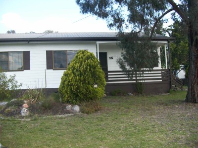 3 BEDROOM HOUSE - FULLY FENCED Picture