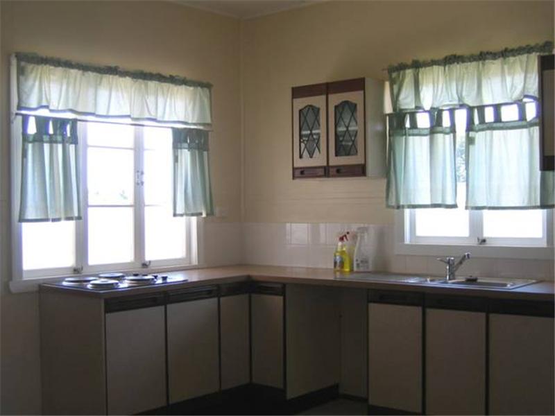 THE SUMMIT - OUTSTANDING OPPORTUNITY Picture 3