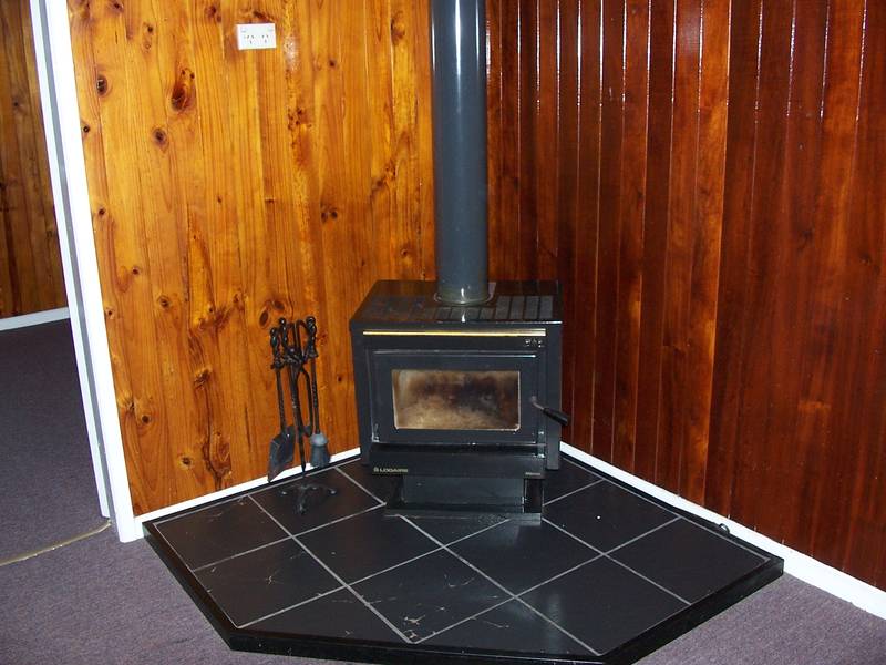 LOVELY 3 BEDROOM HOME Picture